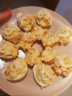 Una foto de Huevos rellenos