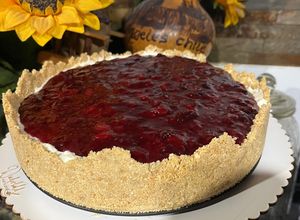 Una foto de Cheesecake de frutos rojos🍓🍇🫐