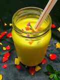 Mango lassi