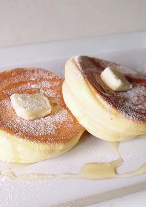 A picture of Fluffy Rice Flour Soufflé Pancakes.