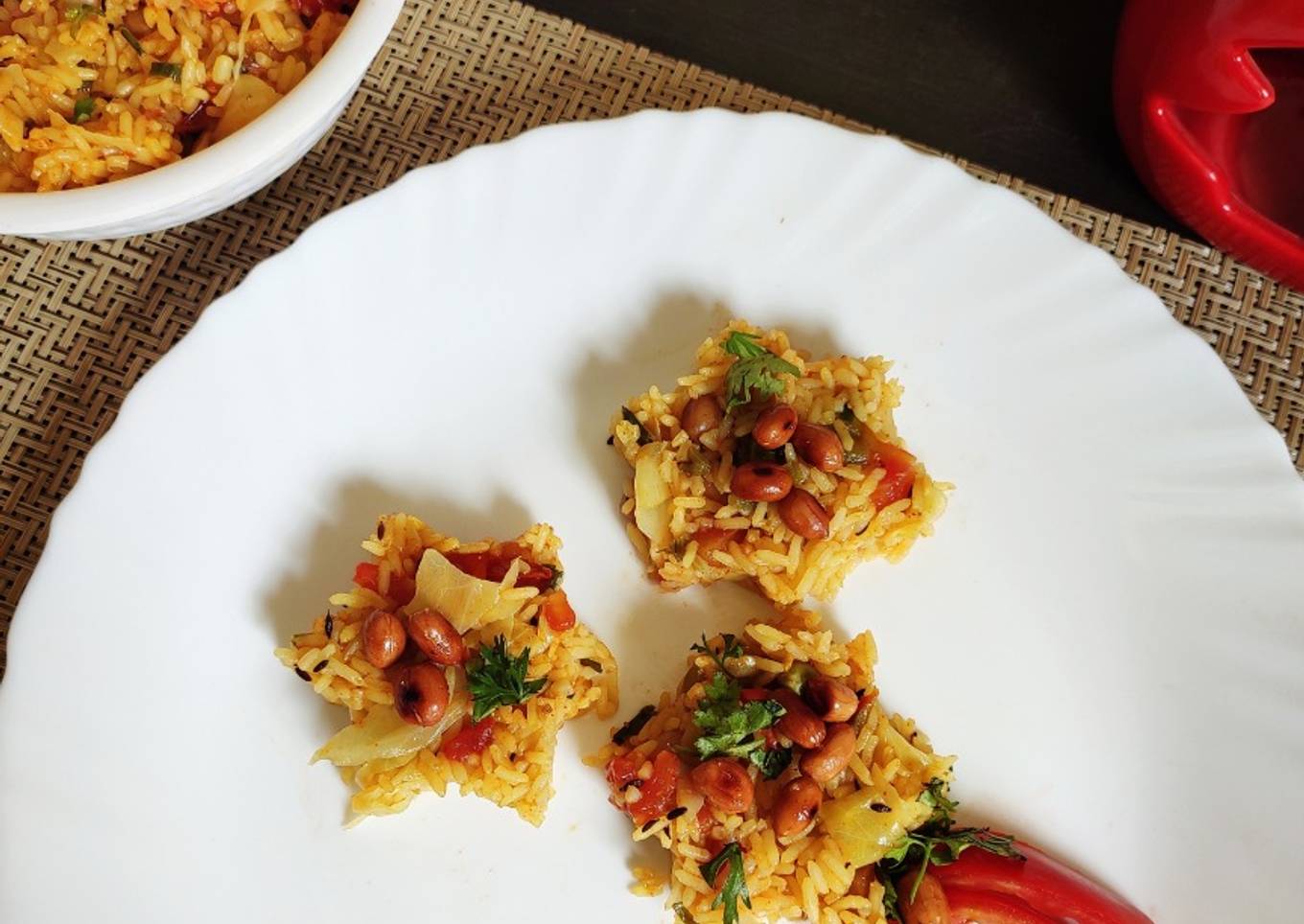 Tomato Rice with Masala Peanuts