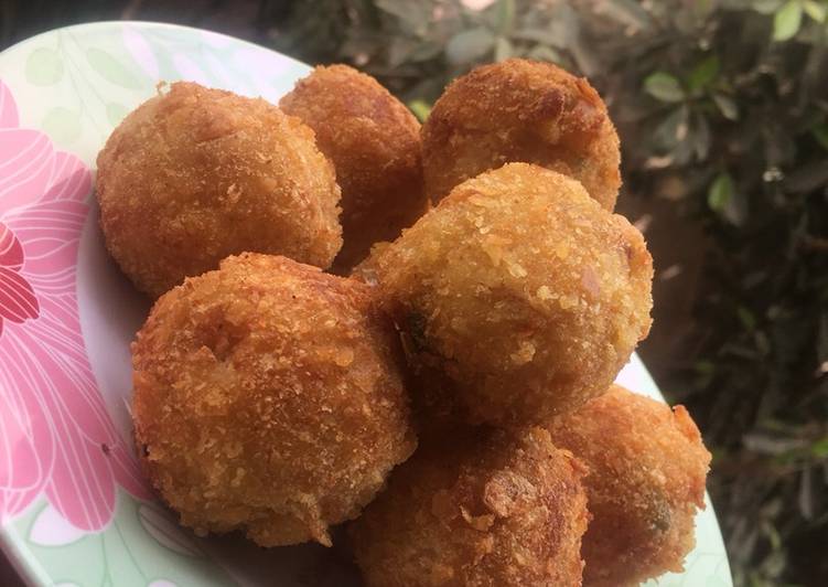 Steps to Make Ultimate Chicken yam balls