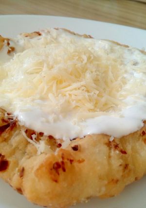 Káposztás lángos recept fotója