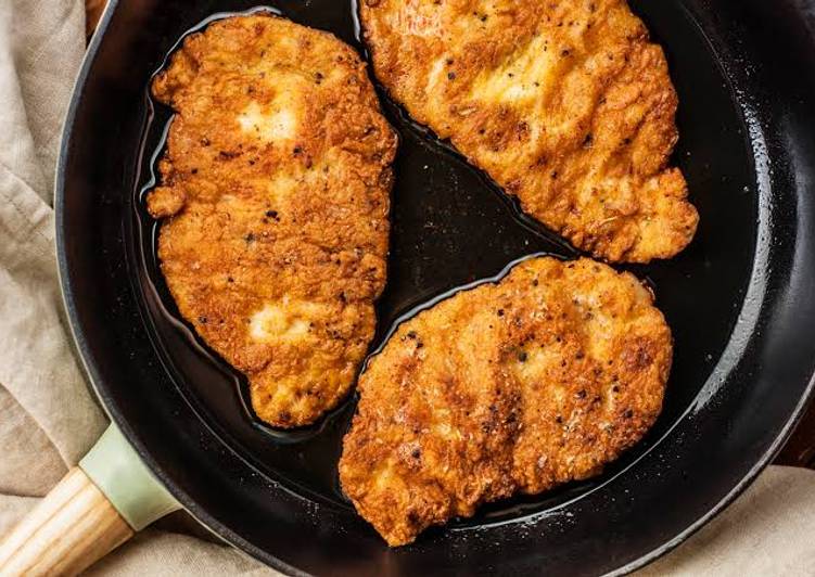 Chicken fingers with Rasing Cane's Sauce