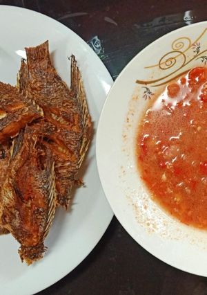 Foto resep Nila goreng sambal pecak 🐟🍛🌶️