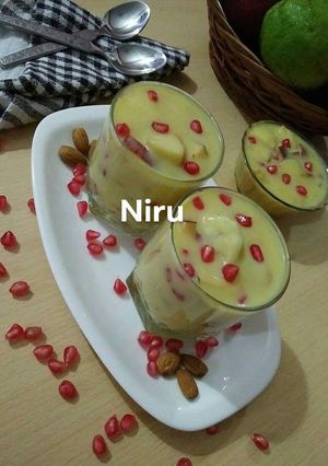 A picture of Fruits Custard.
