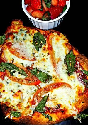 A picture of Mike's 10 Minute Pizza Margaritas.