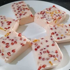 A picture of Fruit agar agar.