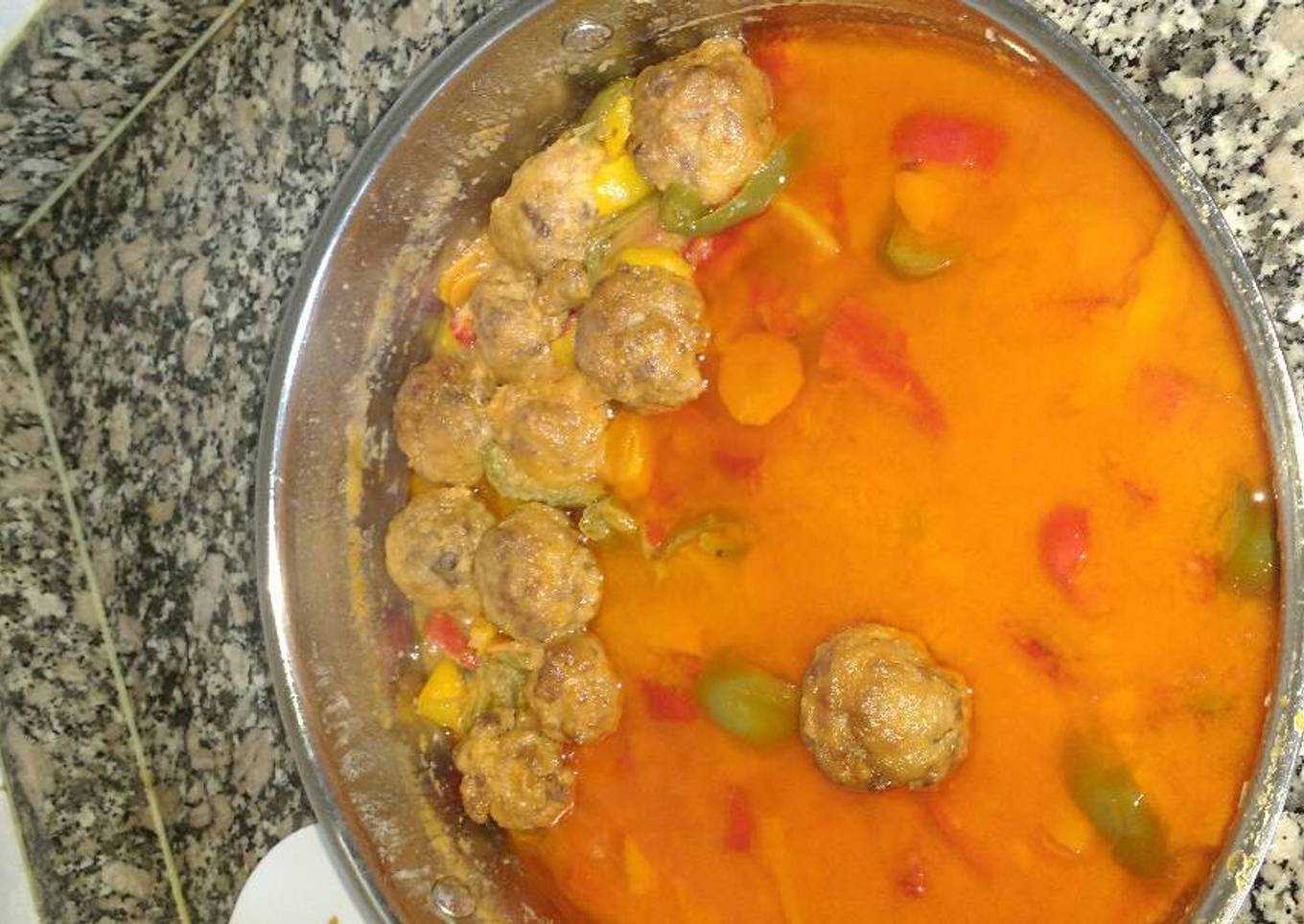 Albóndigas con pimientos