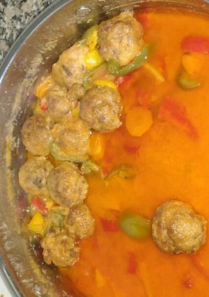 Foto principal de Albóndigas con pimientos