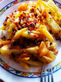 Una foto de Patatas con cheddar y bacon!