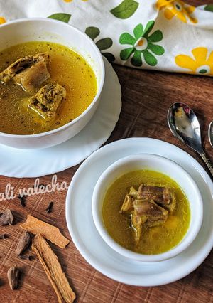 A picture of Mutton soup.