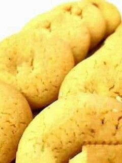 A picture of Shrewsbury butter Cookies.