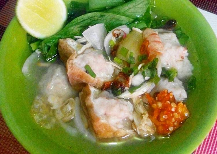 Resep Bakso Kuah Seafood Homemade yang Enak