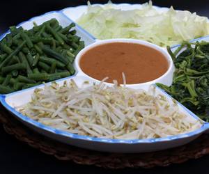 Gampangnya Memasak Pecel Sayur Mantul Banget