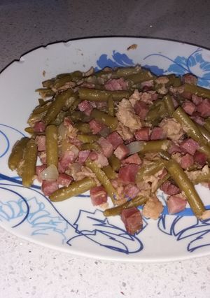 Una foto de Judías verdes con jamón y atún