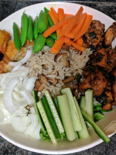 A picture of Korean Chicken Rice Salad/Bowl.