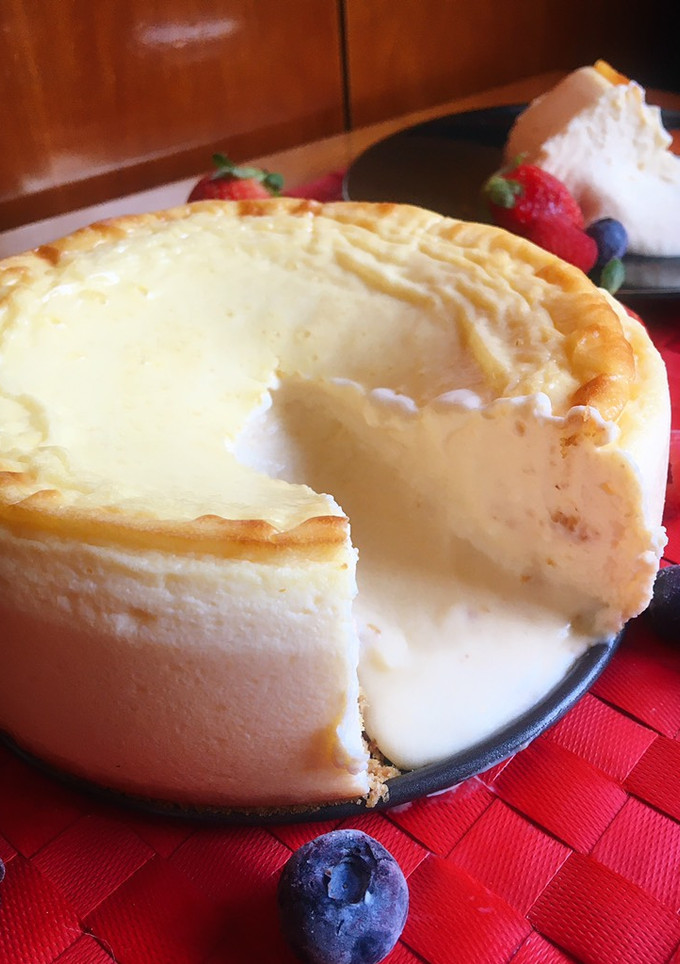 Una foto de Cheesecake cremosa