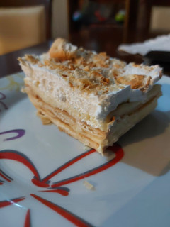 A picture of Cracker Biscuit Dessert.