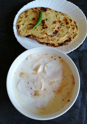 A picture of Rajasthani Mini cheela raita.