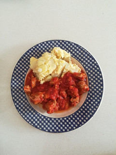Una foto de Carne con tomate (Olla Gm g)