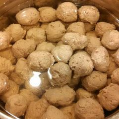 Asian style beef meatballs Q弹牛肉丸 A picture of Asian style beef meatballs Q弹牛肉丸.