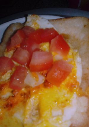 A picture of Toast and a Sunnyside egg 🍳.