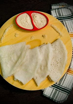 A picture of Neer dosa.
