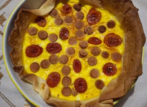 Foto di Torta salata con wurstel e pomodorini