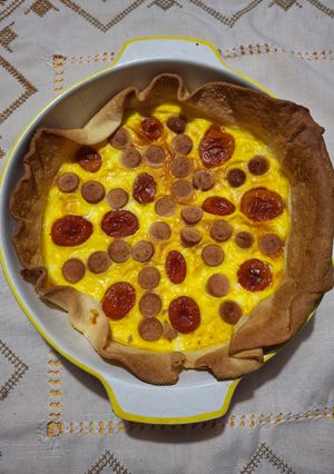Foto di Torta salata con wurstel e pomodorini #calendarioagosto