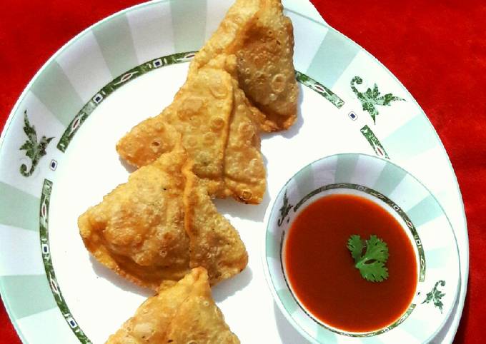 Cheese Macaroni Samosa