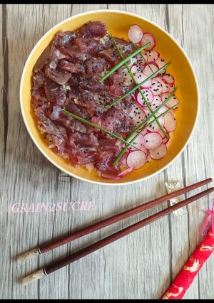 Une photo de Poke Bowl Thon, Radis & Sésame Noir