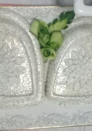 عکسی از دستور ماست و خیار قالبی