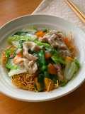 Easy Crispy Noodle Stir-Fry with Vegetable Gravy