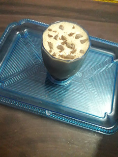 சாக்லேட்டி காபி மில்க் ஷேக்(Chocolate coffee milkshake recipe in tamil) செய்முறை முக்கிய புகைப்படம்