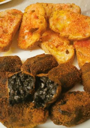Una foto de Croquetes de txipirons