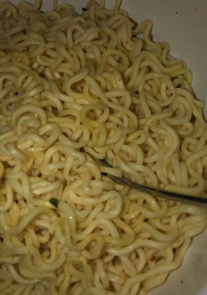 मैगी (maggi recipe in Hindi) रेसिपी मुख्य फोटो