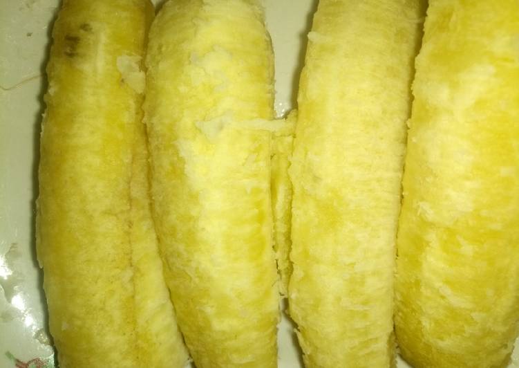 Boiled bananas