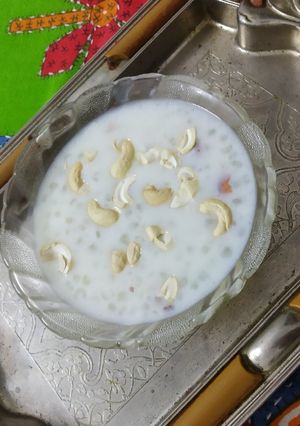 A picture of Sabudana kaju kheer.