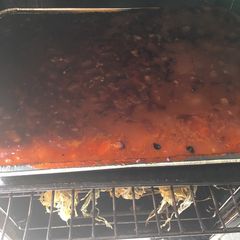 A picture of Smoked bbq baked beans.