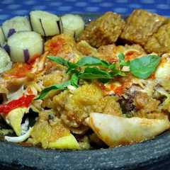 รูปของ Ayam geprek