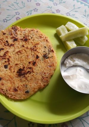 গাজর আলুর চিলা(gajor aloor chilla recipe in bengali) রেসিপির প্রধান ছবি
