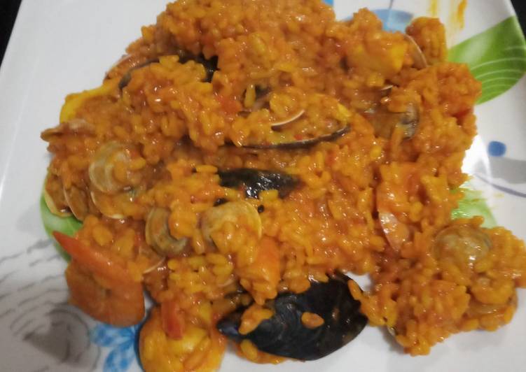 Paella de marisco