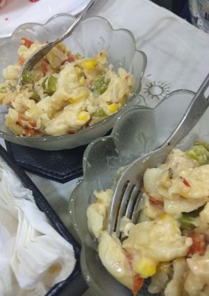 A picture of White sauce cheese pasta!!.