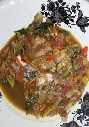 Foto resep Tumis ikan merah