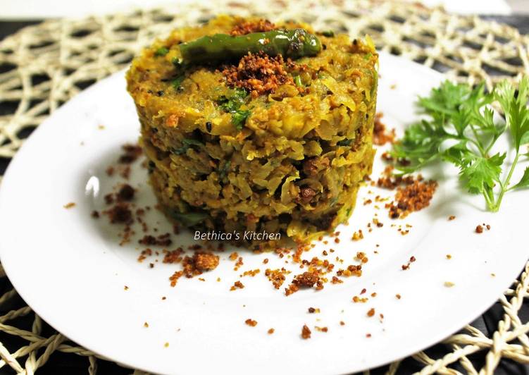 Step-by-Step Guide to Prepare Ultimate Pepe Kumro Chechki (Raw Papaya - Pumpkin Stir Fry - Bengali Style)