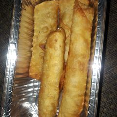 A picture of Chicken spring roll.