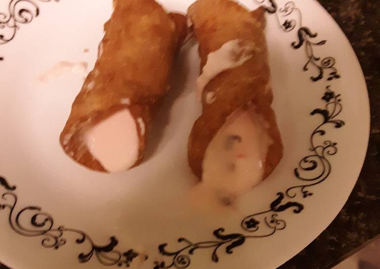 Simple Way to Make Perfect Cherry Cordial Cannoli