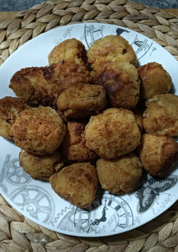 Una foto de Croquetas de setas cultivadas y jamón