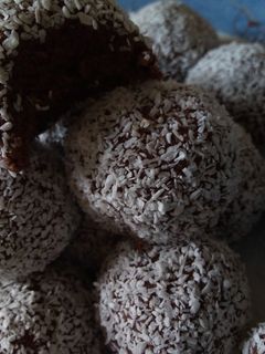 🥥 Kókuszgolyó 🥥 recept fotója